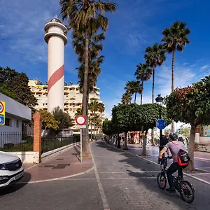 Junto Al Faro .marbella Centro.vistas Mar Y El Puerto. Marbella